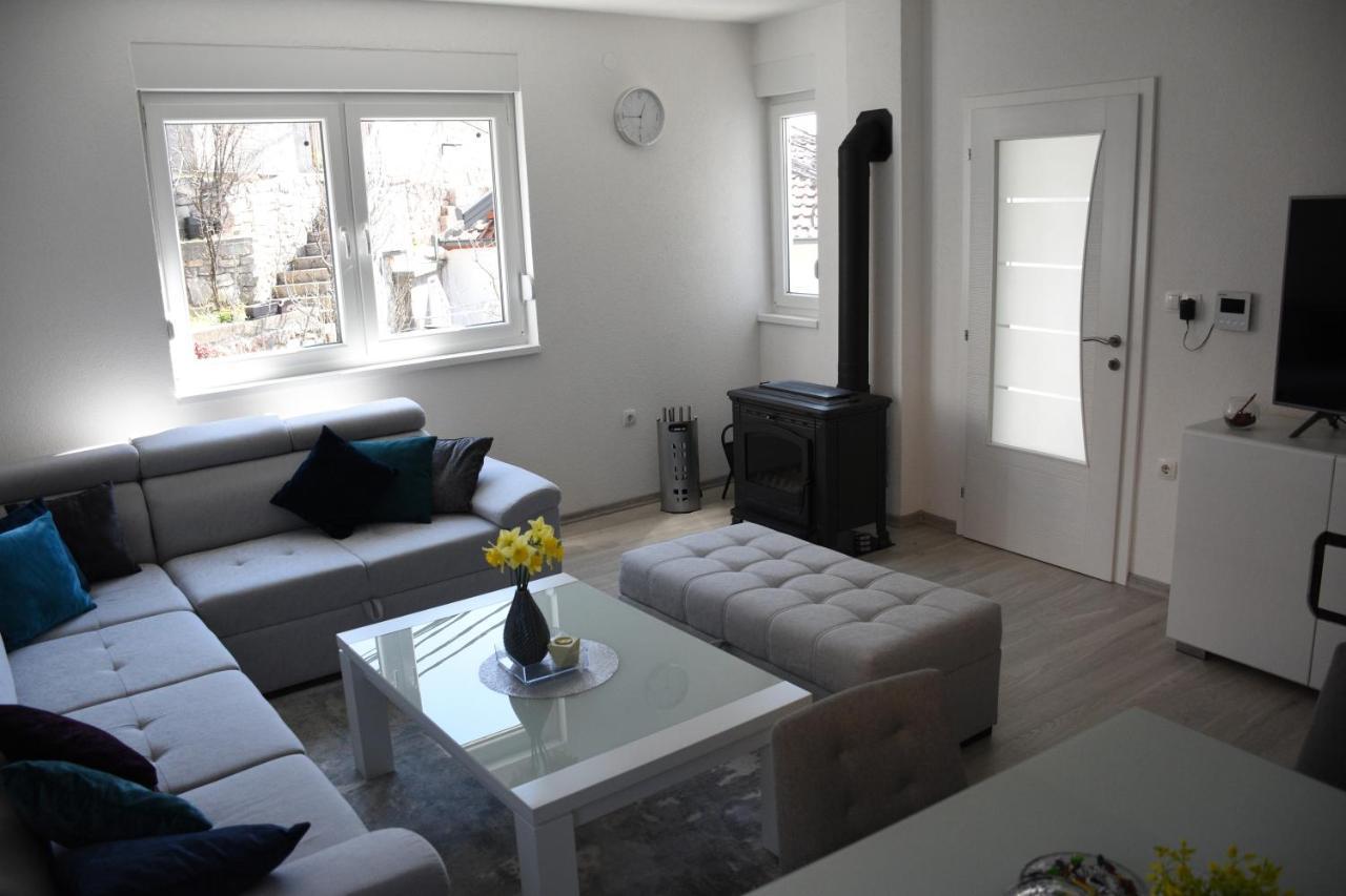 The White Apartment Mostar Esterno foto